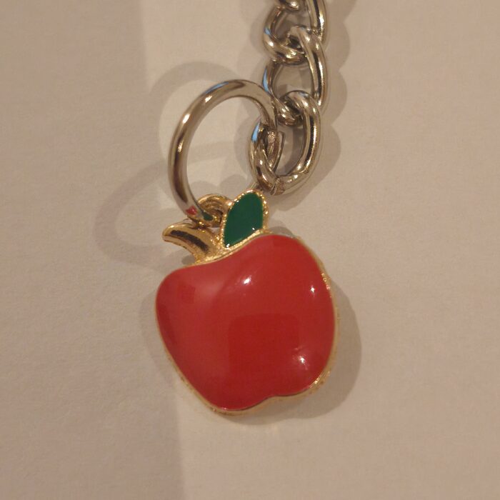 Red Apple