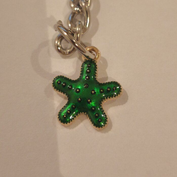 Green Dotted Round Star
